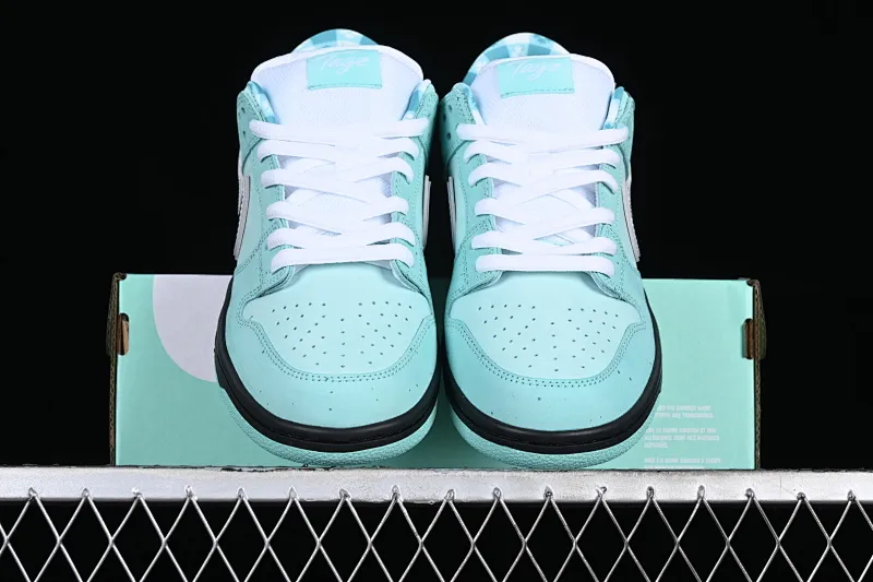All categories Nk SB Dunk series Nk SB Dunk Low low-top sneakers C version Concepts x Nk SB Dunk Low Trick-or-treat doll Tiffany Lobster SB low-top sports and leisure sneakers BV1310-402